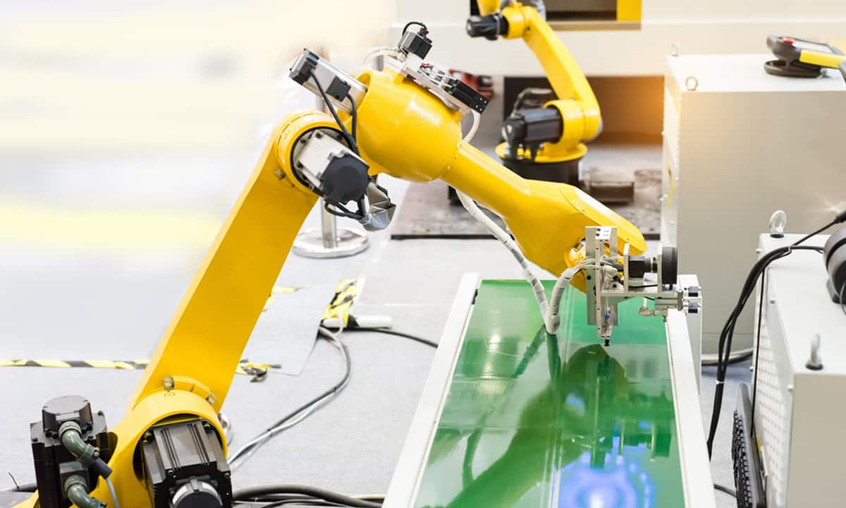 Electronics Factory Enhances Quality and Delivery Efficiency with ESOP and MES Integration