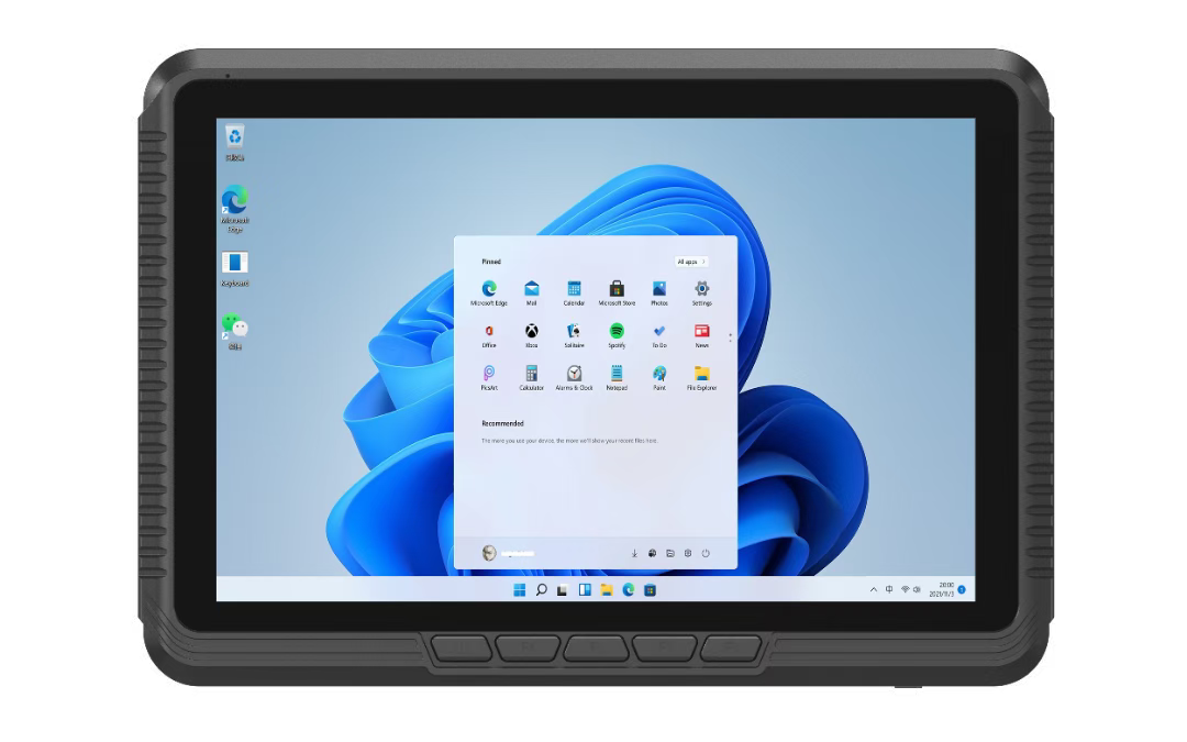  V10J displays information clearly. Its response speed exceeded expectations, remained stable in high temperatures