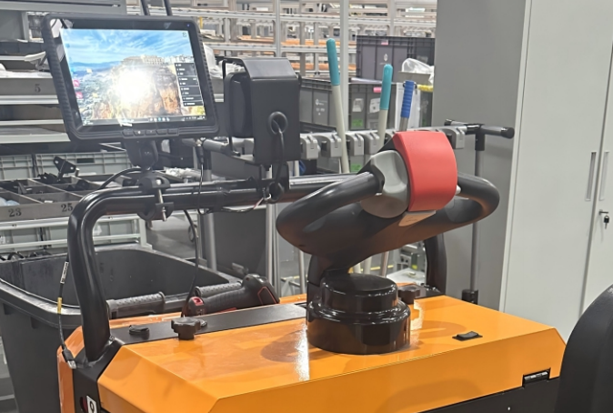  V10J vehicle PC with electric tow tractors enables end-to-end automation-from delivery note scanning and cargo positioning to loading and outbound shipment