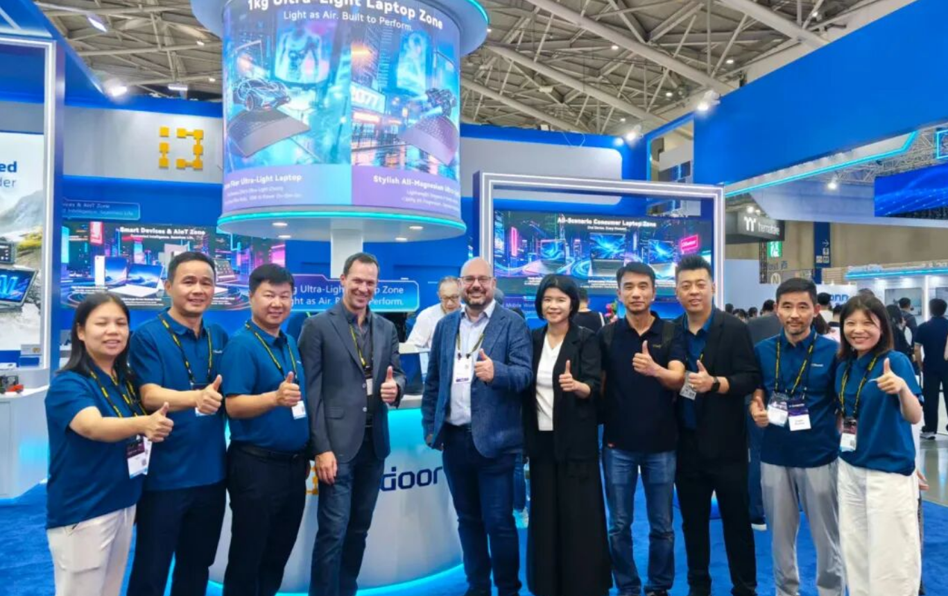 ODM Partners Visit Emdoor's Booth