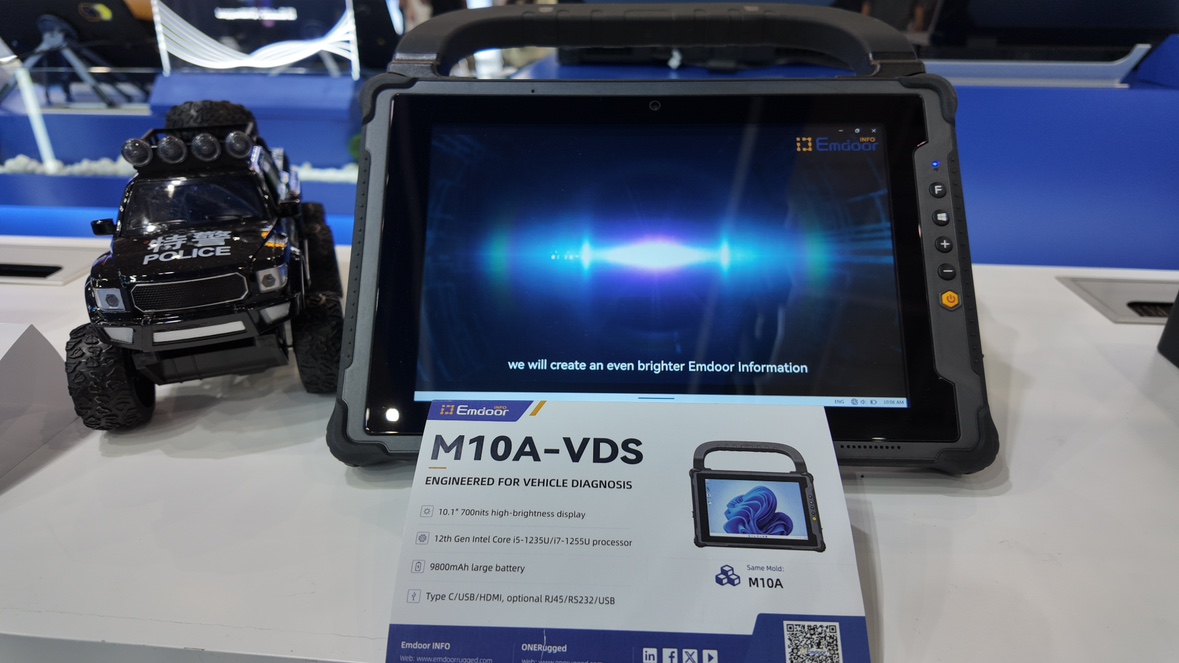 Onerugged M10A-VDS is engineered specifically as a vehicle diagnostic tablet, providing end-to-end solutions for ECU programming and fault code analysis through a dual-mode workflow.