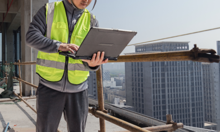 Functioning as a highly durable outdoor mobile workstation, these heavy-duty platforms bridge the gap between complex diagnostic software and the unpredictable, hostile realities of the natural world.