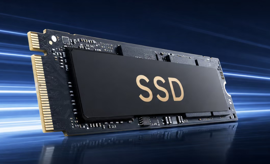  P-Series features a 10.1-inch LCD display with an 800 × 1280 resolution and a high brightness level of 700 nits.